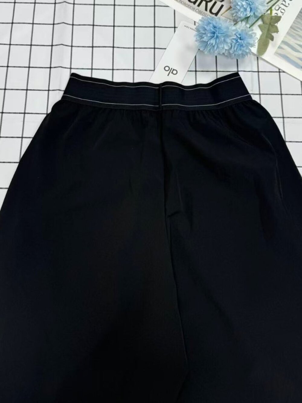 NWT Black ALO Yoga  Straight-Leg Trouser Pants😁Authentic (Length:30" Inseam) 🤭 - Picture 6 of 8